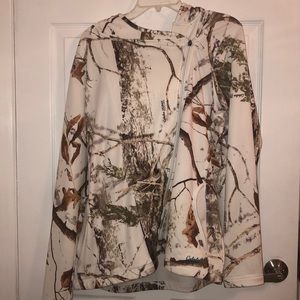 Cabela’s white camo zip up-jacket